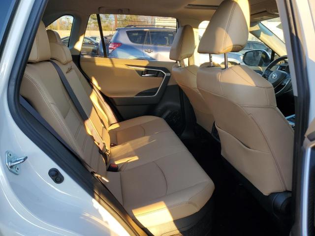 Photo 11 from auction – 2019 TOYOTA RAV4 LIMIT with VIN JTMDWRFV8KD002601