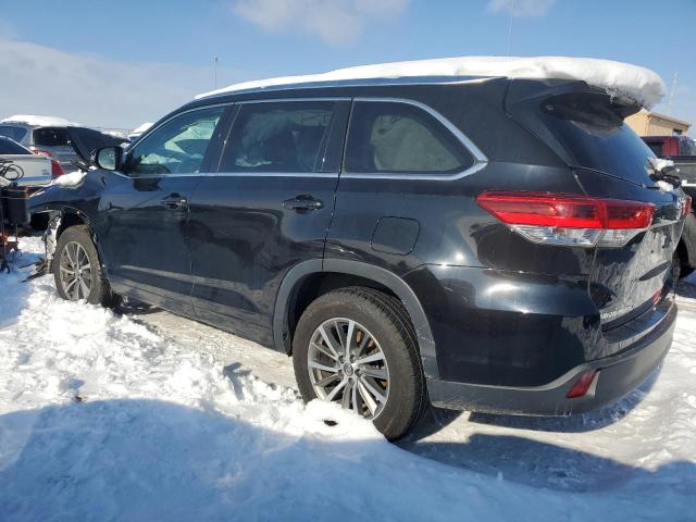 Photo 2 from auction – 2017 TOYOTA HIGHLANDER with VIN 5TDKZRFH3HS517026