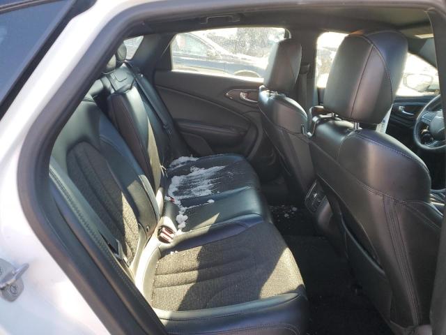 Photo 10 from auction – 2015 CHRYSLER 200 S with VIN 1C3CCCBB4FN528144