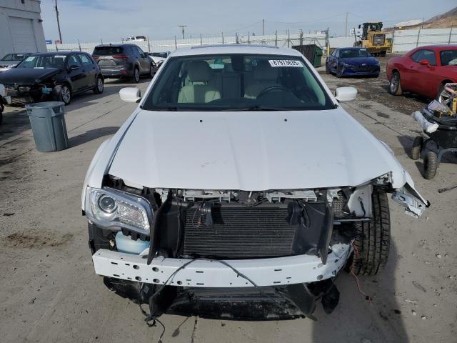 Photo 5 from auction – 2018 CHRYSLER 300 TOURIN with VIN 2C3CCARG8JH195650