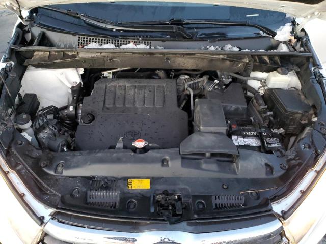 Photo 12 from auction – 2016 TOYOTA HIGHLANDER with VIN 5TDDKRFH2GS319145