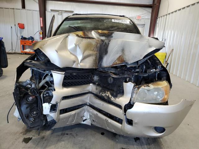 Photo 5 from auction – 2007 TOYOTA RAV4 with VIN JTMZD33V075040600