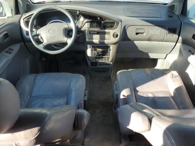 Photo 8 from auction – 2002 TOYOTA SIENNA LE with VIN 4T3ZF13C82U444386