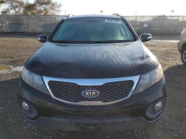 Photo 5 from auction – 2013 KIA SORENTO LX with VIN 5XYKT3A63DG414054