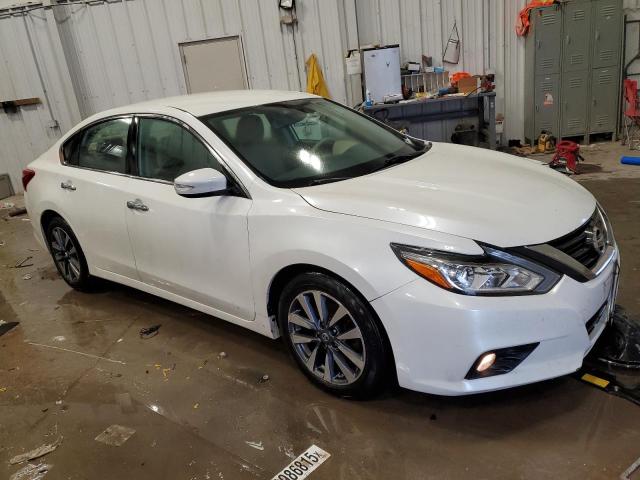Photo 4 from auction – 2017 NISSAN ALTIMA 2.5 with VIN 1N4AL3AP8HC161625
