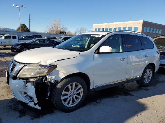NISSAN PATHFINDER 2013 with VIN 5N1AR2MMXDC637187 - Photo from auction