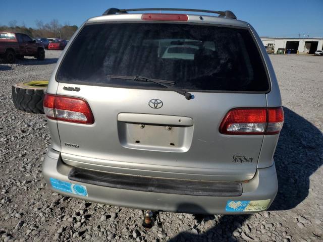 Photo 6 from auction – 2002 TOYOTA SIENNA LE with VIN 4T3ZF13C22U430158