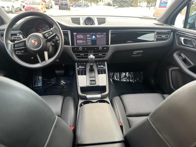 Photo 9 from auction – 2023 PORSCHE MACAN BASE with VIN WP1AA2A59PLB12875