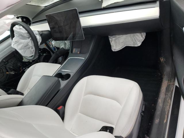 Photo 8 from auction – 2022 TESLA MODEL Y with VIN 7SAYGDEE9NF447187