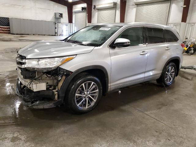 TOYOTA HIGHLANDER 2017 with VIN 5TDJZRFH0HS380476 - Photo from auction
