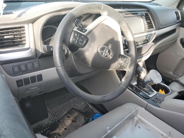Photo 8 from auction – 2019 TOYOTA HIGHLANDER with VIN 5TDJZRFH1KS990278