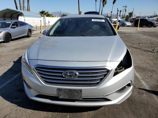 Photo 5 from auction – 2016 HYUNDAI SONATA SE with VIN 5NPE24AF0GH331233