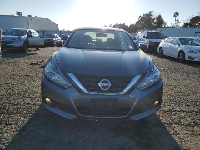 Photo 5 from auction – 2017 NISSAN ALTIMA 2.5 with VIN 1N4AL3AP5HC169746