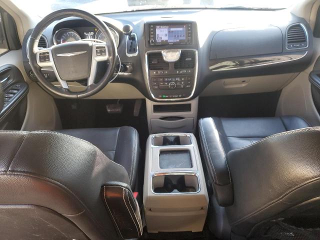 Photo 8 from auction – 2012 CHRYSLER TOWN & COU with VIN 2C4RC1BGXCR250290