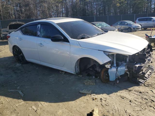 Photo 4 from auction – 2019 NISSAN ALTIMA SR with VIN 1N4BL4CW1KC151105