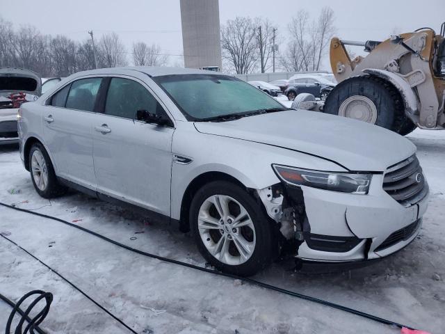Photo 4 from auction – 2015 FORD TAURUS SEL with VIN 1FAHP2E88FG206987