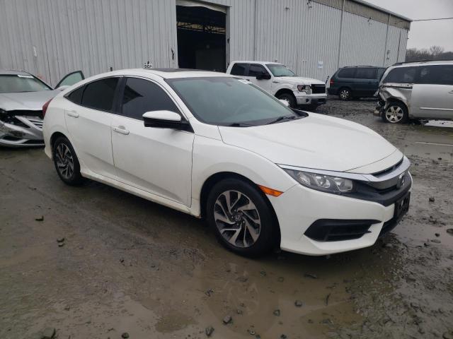 Photo 4 from auction – 2017 HONDA CIVIC EX with VIN 2HGFC2F76HH555030