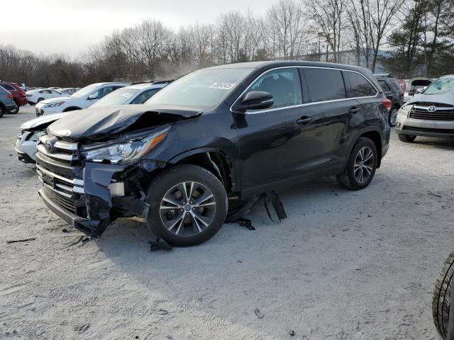 TOYOTA HIGHLANDER 2019 with VIN 5TDBZRFH6KS710925 - Photo from auction