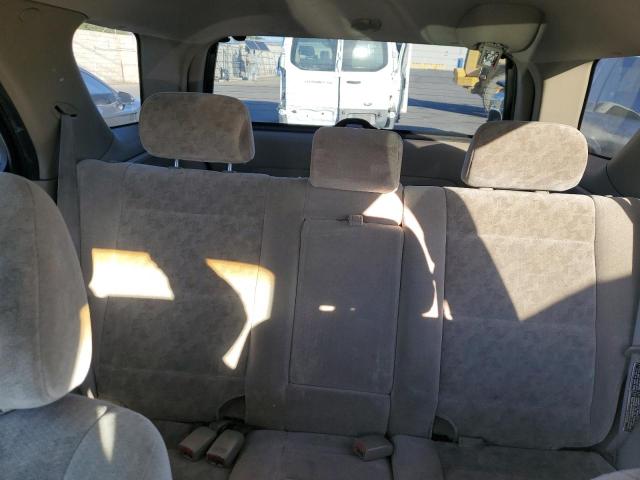 Photo 10 from auction – 2004 KIA SORENTO EX with VIN KNDJD733445331938