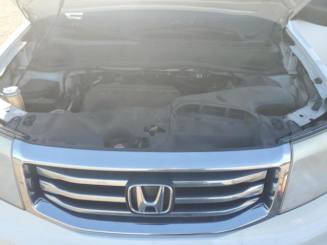 Photo 12 from auction – 2015 HONDA PILOT LX with VIN 5FNYF3H2XFB022364
