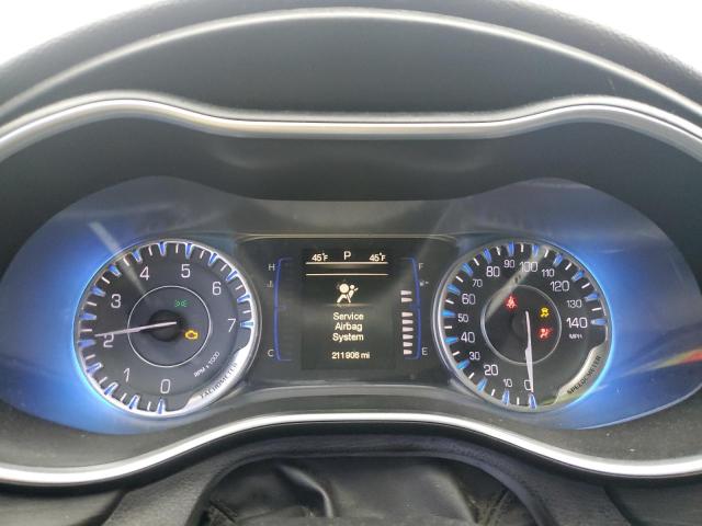 Photo 9 from auction – 2015 CHRYSLER 200 LIMITE with VIN 1C3CCCAB1FN571180