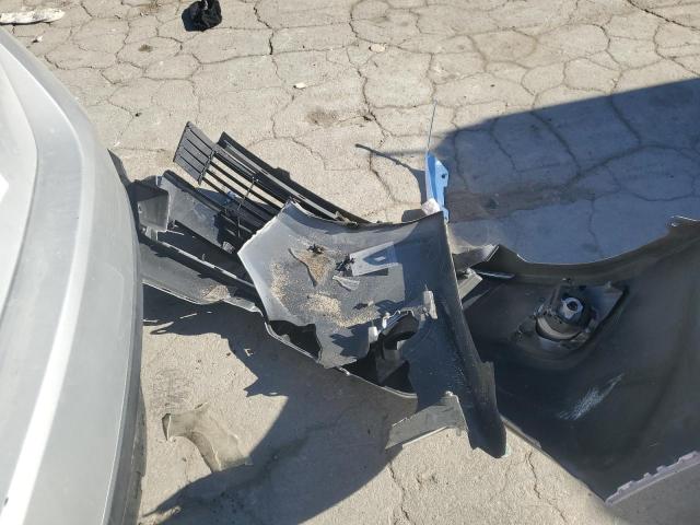 Photo 12 from auction – 2016 TOYOTA COROLLA L with VIN 5YFBURHE8GP437780