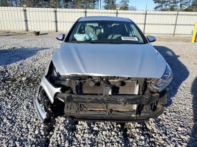 Photo 5 from auction – 2019 HYUNDAI SONATA LIM with VIN 5NPE34AF2KH779155