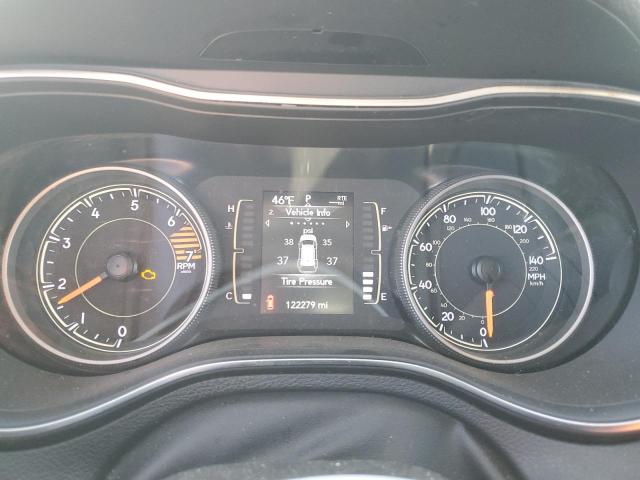 Photo 9 from auction – 2019 JEEP CHEROKEE L with VIN 1C4PJLLB0KD176567