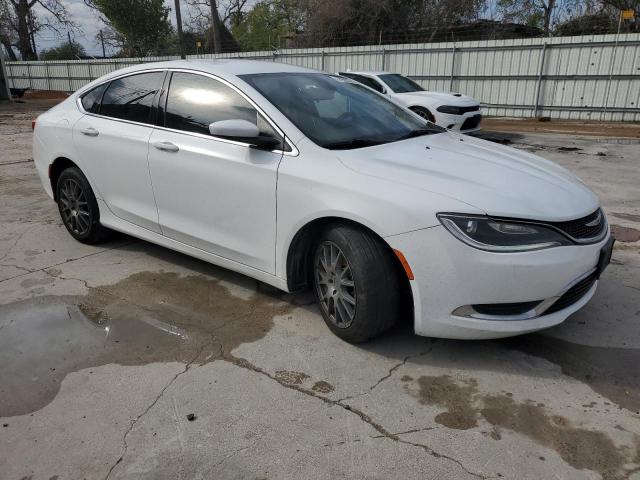 Photo 4 from auction – 2015 CHRYSLER 200 LIMITE with VIN 1C3CCCAB6FN749357