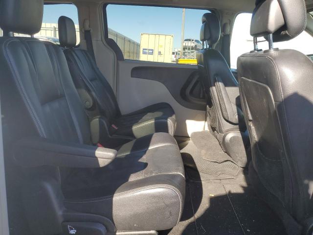 Photo 11 from auction – 2012 CHRYSLER TOWN & COU with VIN 2C4RC1BG8CR331269
