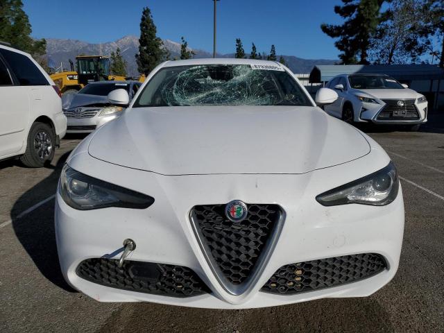 Photo 5 from auction – 2017 ALFA ROMEO GIULIA with VIN ZARFAEBN0H7550417