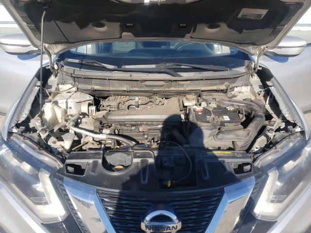 Photo 12 from auction – 2017 NISSAN ROGUE S with VIN KNMAT2MT5HP516644
