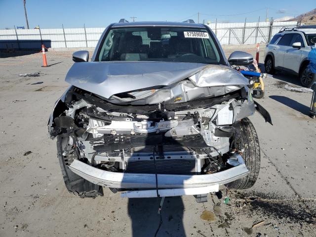 Photo 5 from auction – 2023 TOYOTA 4RUNNER LI with VIN JTEKU5JR4P6151272