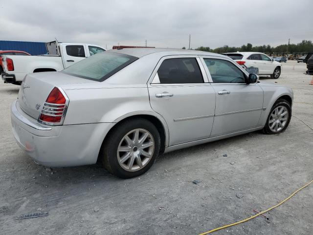 Photo 3 from auction – 2007 CHRYSLER 300C with VIN 2C3LA63H37H619409