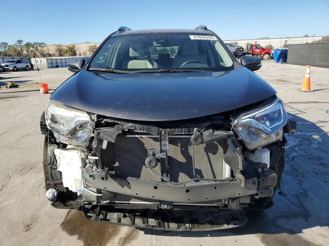 Photo 5 from auction – 2018 TOYOTA RAV4 LIMIT with VIN JTMDFREV9JJ195908