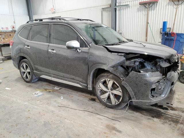 Photo 4 from auction – 2019 SUBARU FORESTER T with VIN JF2SKAWC6KH579950
