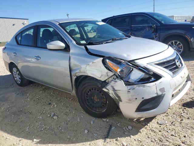 Photo 4 from auction – 2017 NISSAN VERSA S with VIN 3N1CN7APXHK449700
