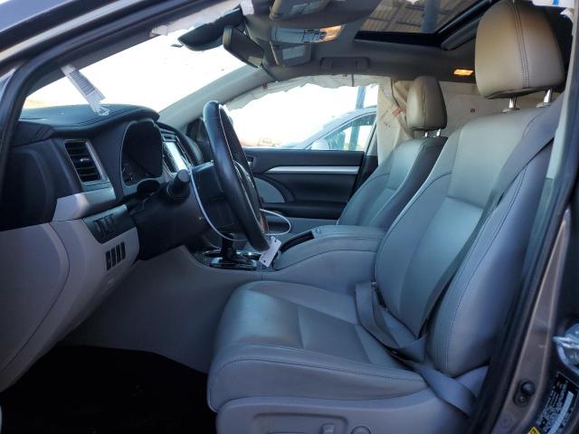 Photo 7 from auction – 2019 TOYOTA HIGHLANDER with VIN 5TDJZRFH3KS985194