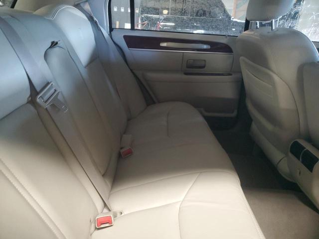 Photo 10 from auction – 2003 LINCOLN TOWN CAR C with VIN 1LNHM83W53Y695048