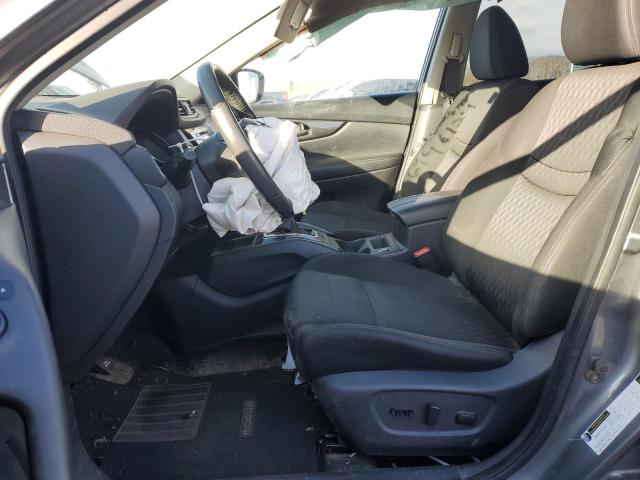 Photo 7 from auction – 2017 NISSAN ROGUE S with VIN KNMAT2MV7HP577754