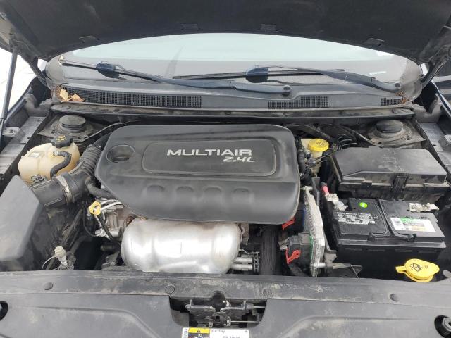 Photo 11 from auction – 2017 CHRYSLER 200 LIMITE with VIN 1C3CCCAB9HN510775