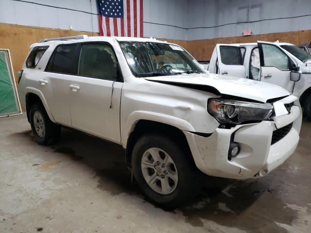 Photo 4 from auction – 2018 TOYOTA 4RUNNER SR with VIN JTEBU5JR1J5492089