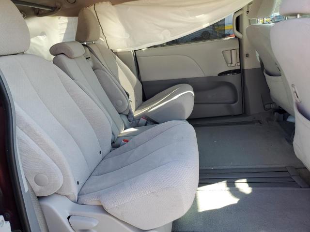 Photo 11 from auction – 2013 TOYOTA SIENNA LE with VIN 5TDKK3DC3DS397022