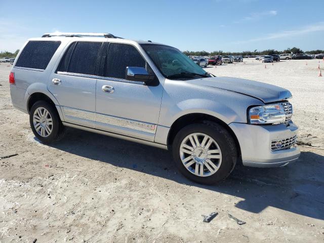 Photo 4 from auction – 2013 LINCOLN NAVIGATOR with VIN 5LMJJ2J50DEL02171