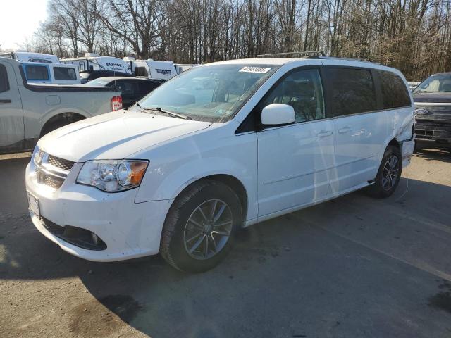 DODGE GRAND CARA 2017 with VIN 2C4RDGCG1HR860648 - Photo from auction