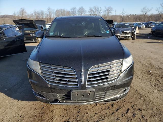 Photo 5 from auction – 2018 LINCOLN MKT with VIN 2LMHJ5NK8JBL01820