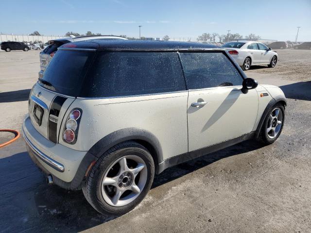Photo 3 from auction – 2003 MINI COOPER with VIN WMWRC33423TJ51808