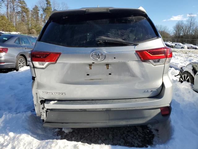 Photo 6 from auction – 2018 TOYOTA HIGHLANDER with VIN 5TDBZRFH3JS860506