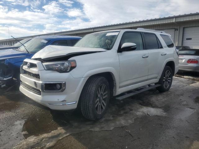 TOYOTA 4RUNNER SR 2017 with VIN JTEBU5JR8H5425595 - Photo from auction