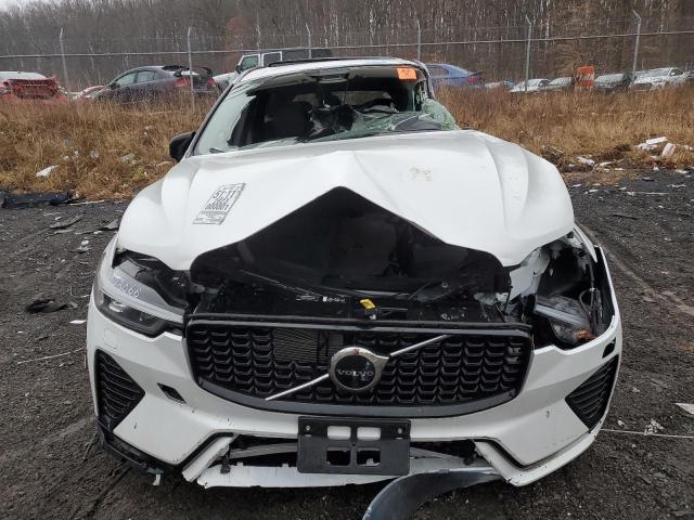 Photo 5 from auction – 2023 VOLVO XC60 PLUS with VIN YV4L12RW5P1388910